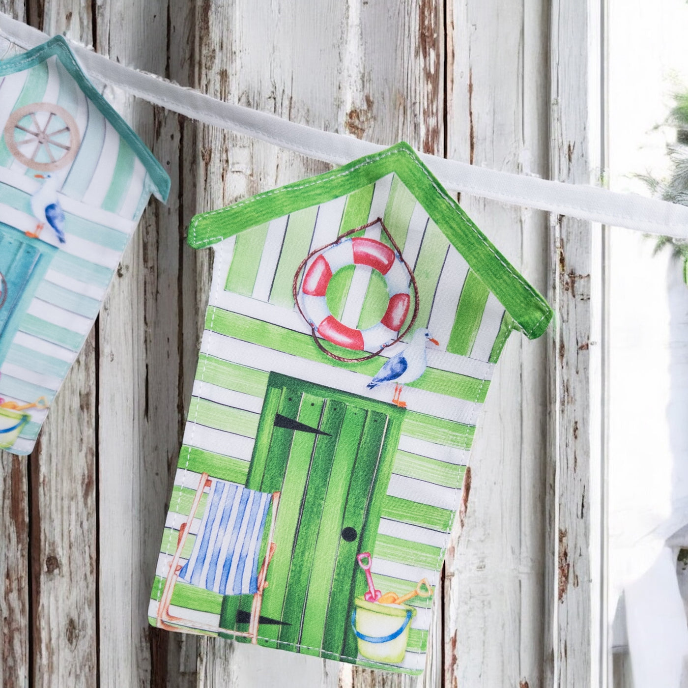 Beach Hut Bunting Sewing Kit