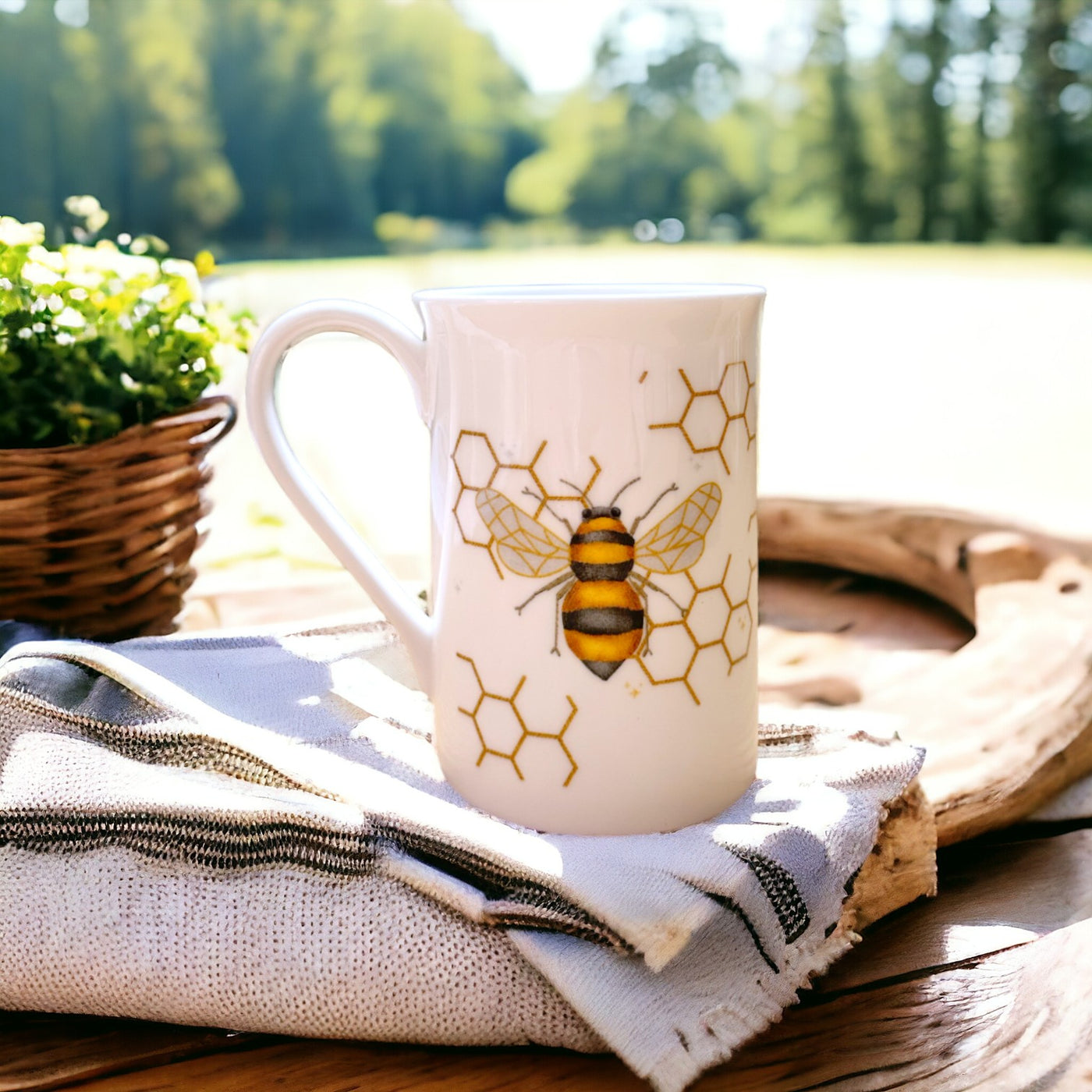 Set of 4 Bone China Mugs - Busy Bee