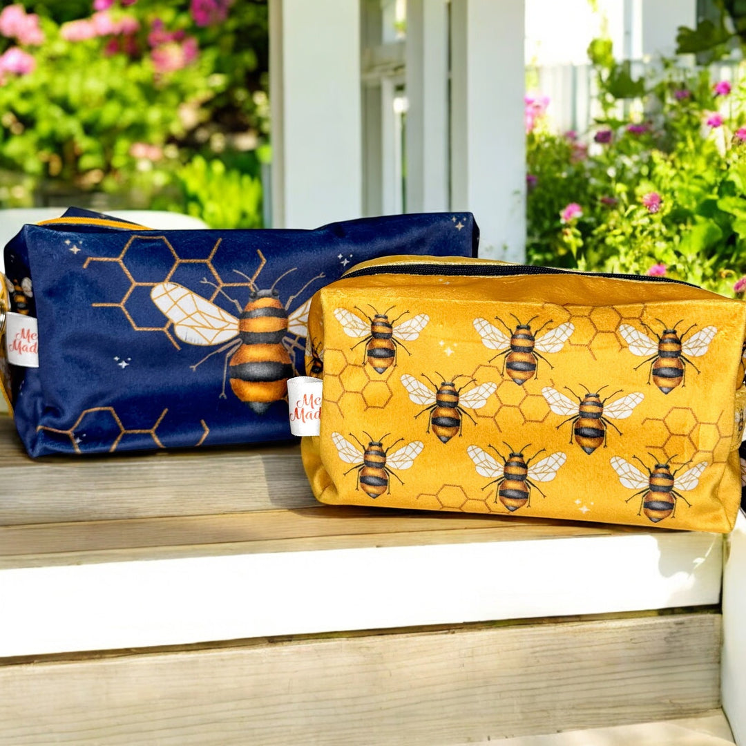 WORKER BEE & BUMBLEBEE セット The Velvet Pouch Set - Busy Bees Sewing Kit – Amber Makes