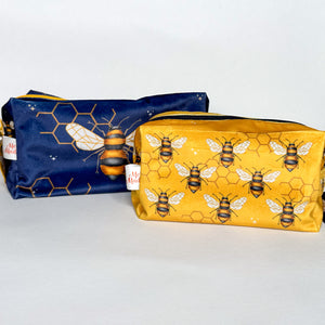 Busy Bee The Velvet Pouch Set Sewing Kit. Instructions and Fabric Panel
