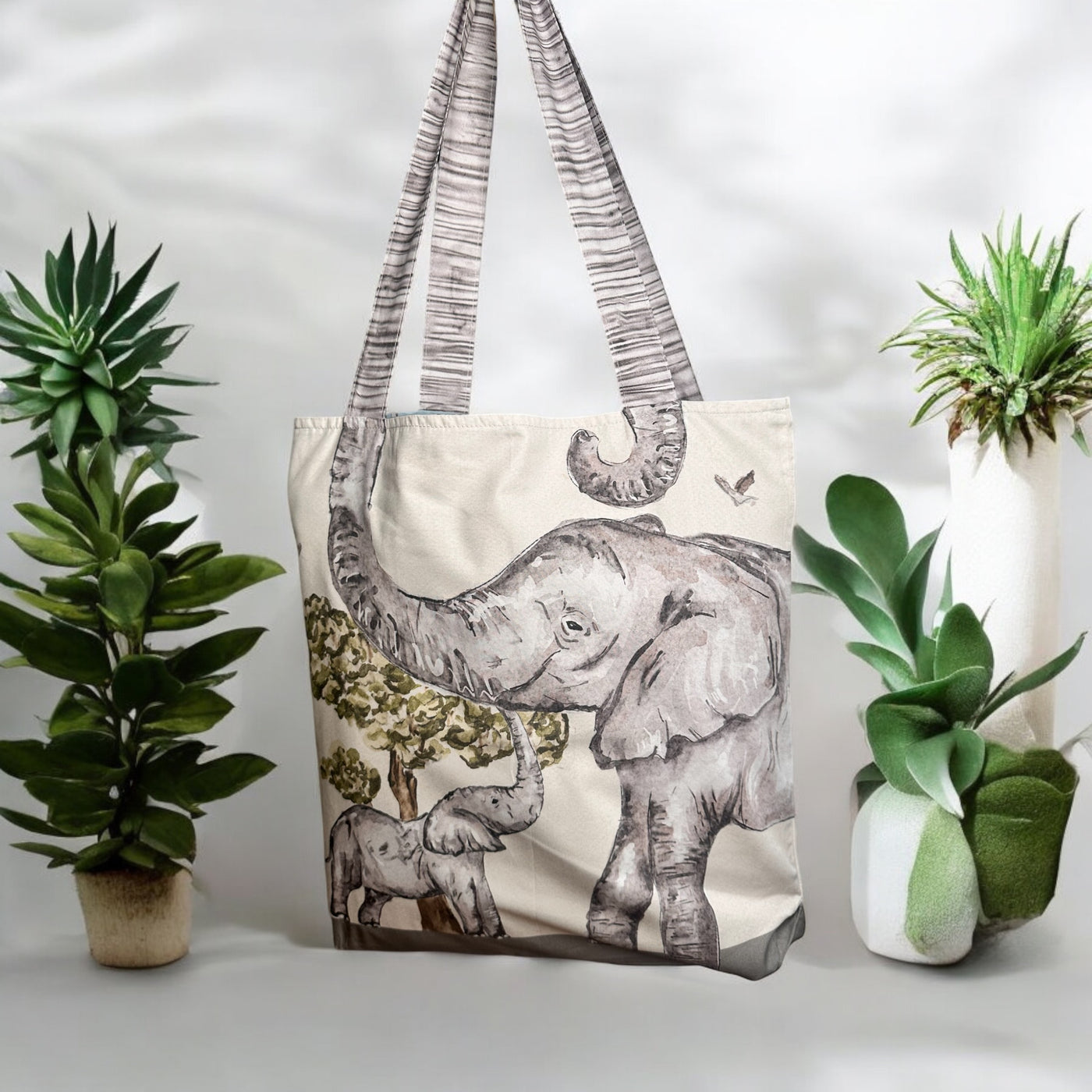 The Animal Tote - Elephant Sewing Kit