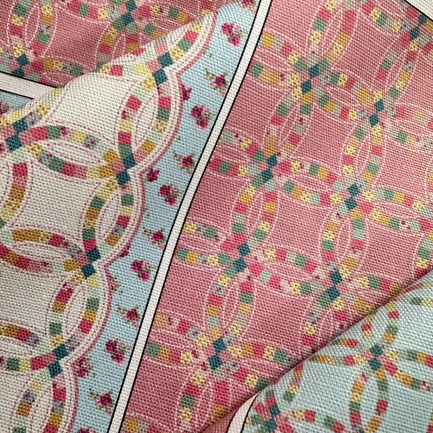 The Book Cover – Double Wedding Ring Quilt Sewing Kit