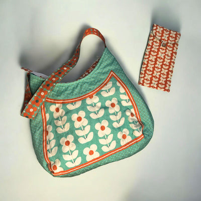 Sewing School The Goldilocks Bag – Retro Floral Sewing Kit
