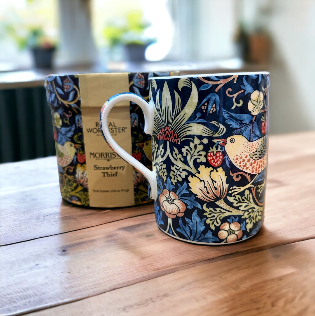 William Morris Mug and Gift Box - Indigo Strawberry Thief – Amber