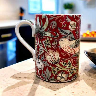William Morris Mug and Gift Box -Crimson Strawberry Thief