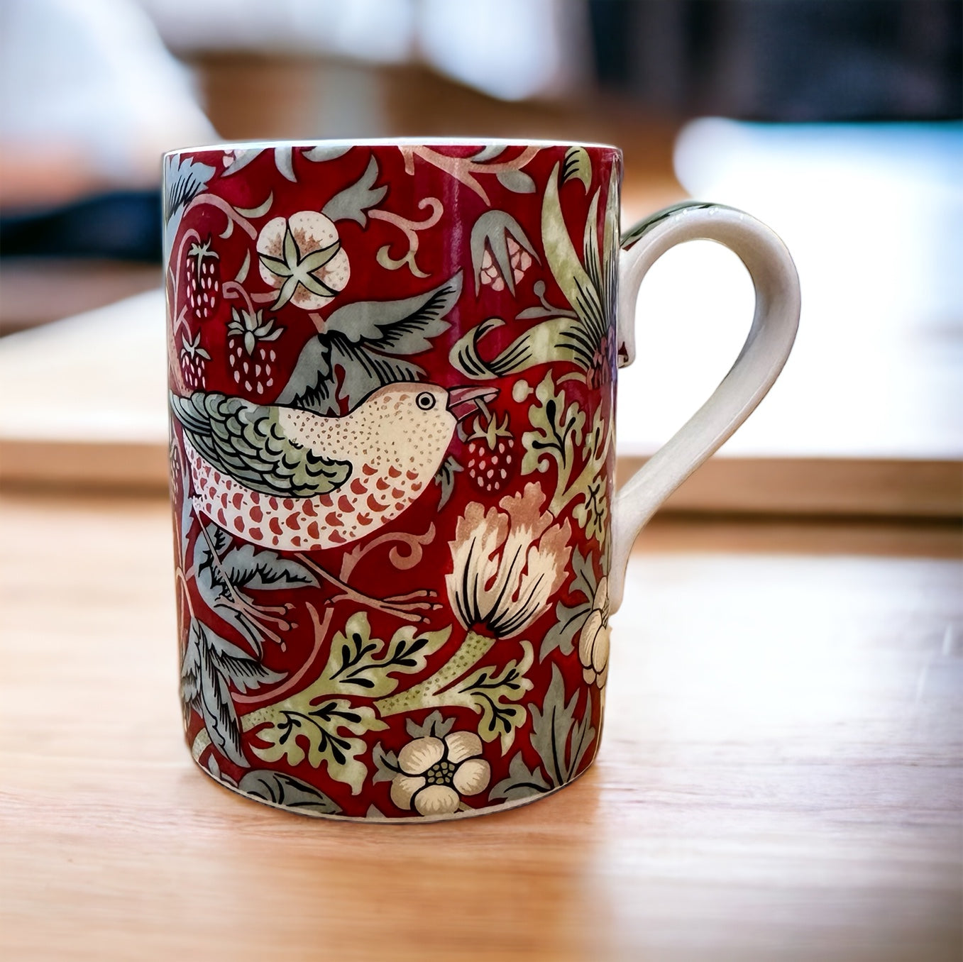 William Morris Mug and Gift Box -Crimson Strawberry Thief