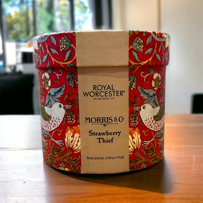 William Morris Mug and Gift Box -Crimson Strawberry Thief