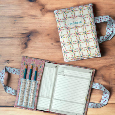 The Book Cover – Double Wedding Ring Quilt Sewing Kit