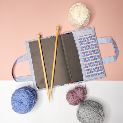 The Book Cover – Knitting Notes Kit