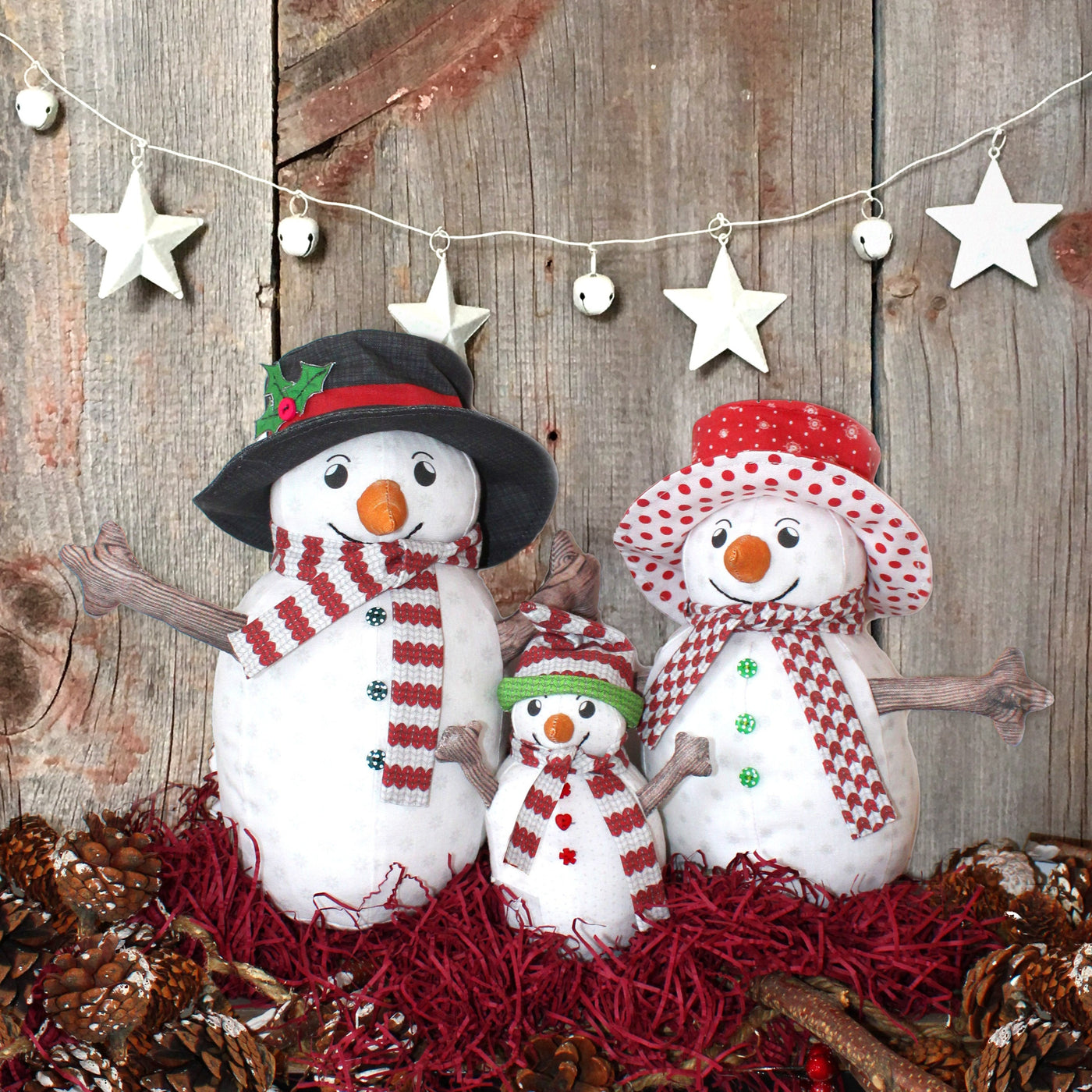 The Snowman Family Sewing Kit